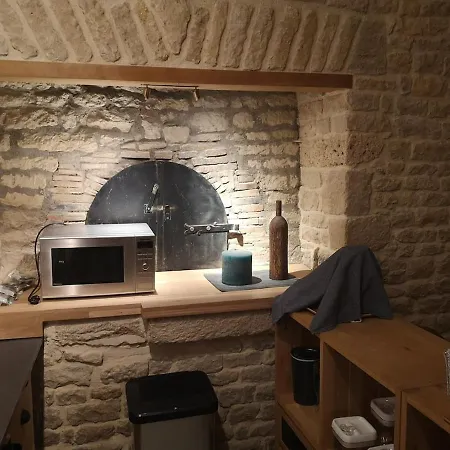 In Equestrian Verdille