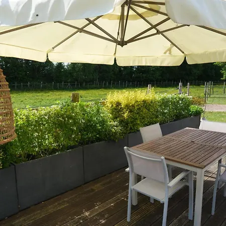 In Equestrian Semesterbostad *